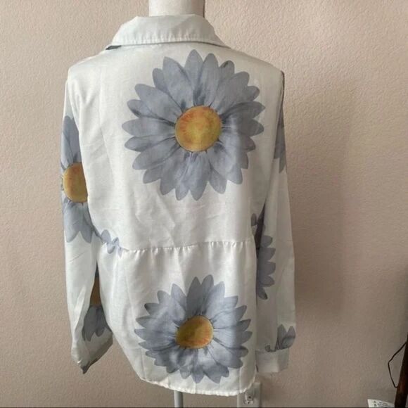 Daisy print size small - Picture 2 of 3